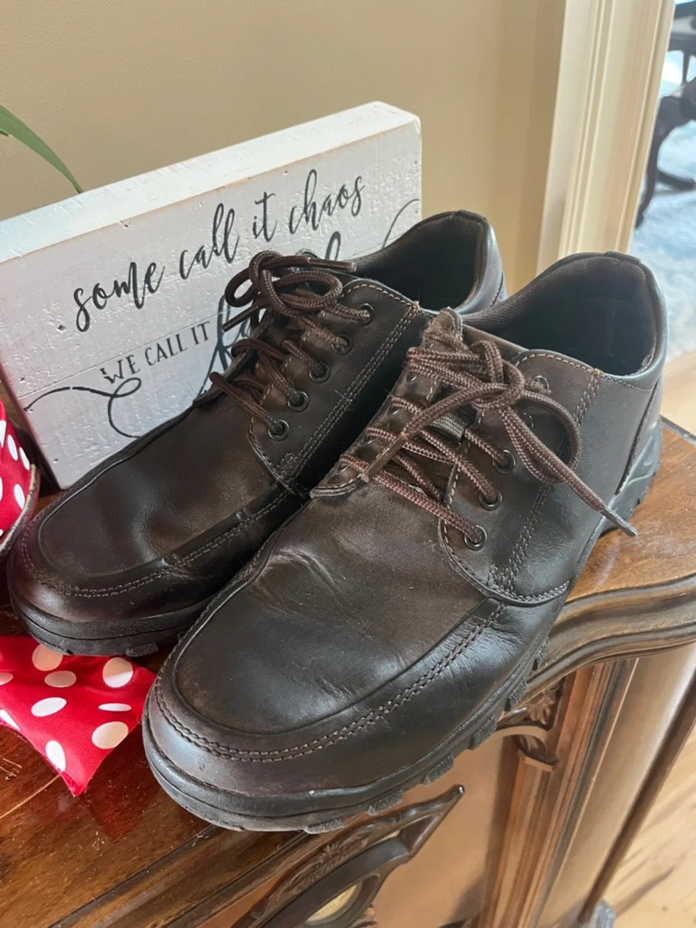 Brown Leather Lace Up Business Casual Men’s 9.5 Rockport Capital Derby Loafers